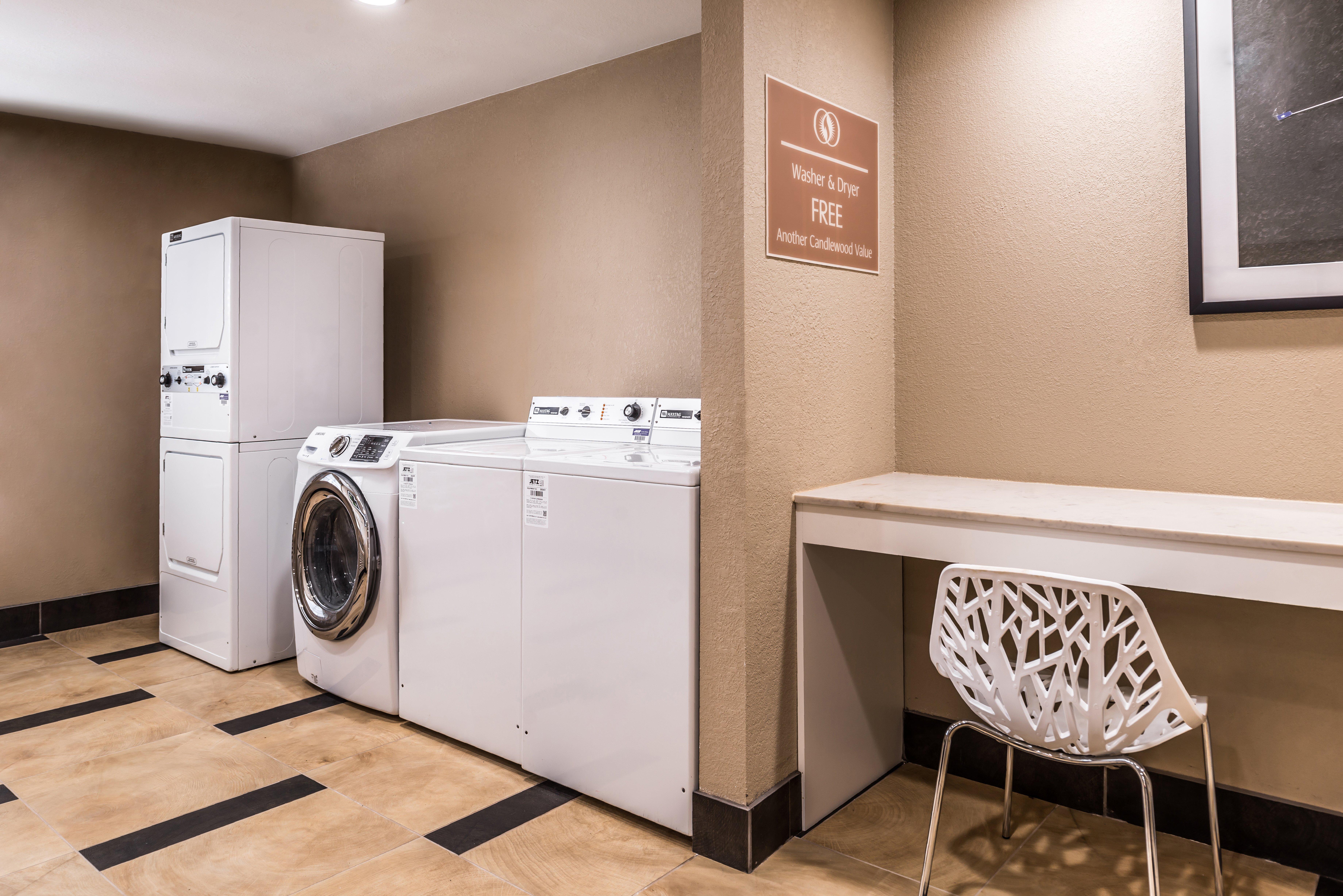 Candlewood Suites - Topeka West By Ihg Exterior foto